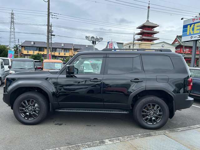 Toyota Land Cruiser 250 11