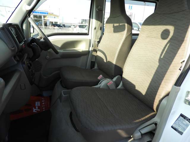 Nissan NV100 Clipper 8