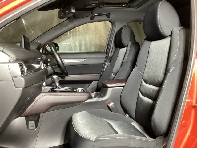 Mazda CX-8 9