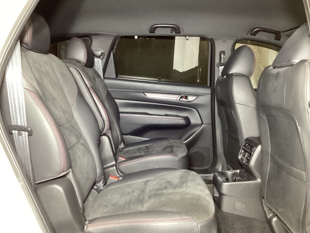 Mazda CX-8 10