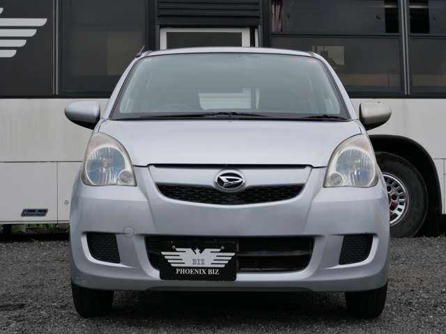 Daihatsu Mira 2