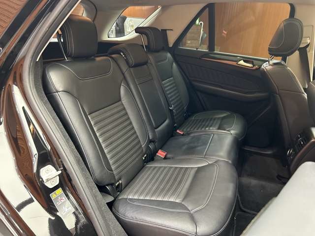 Mercedes-Benz GLE 9