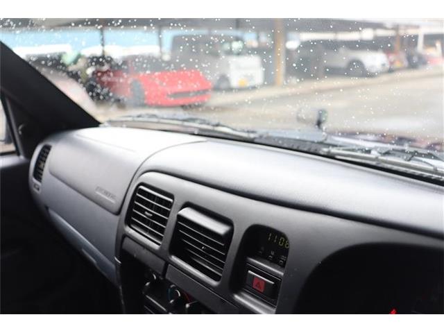 Toyota Hilux 12