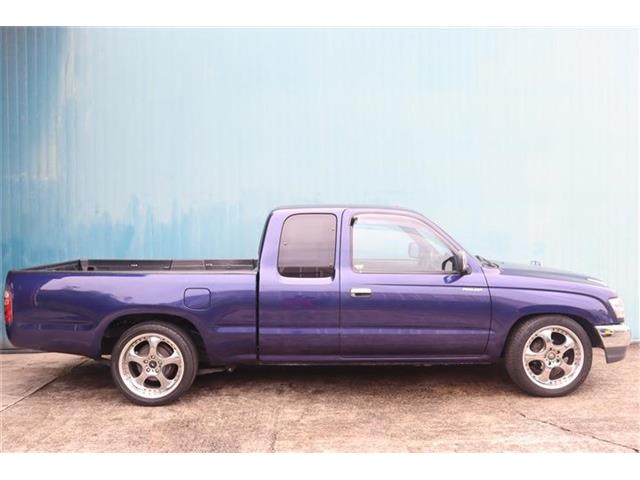 Toyota Hilux 5