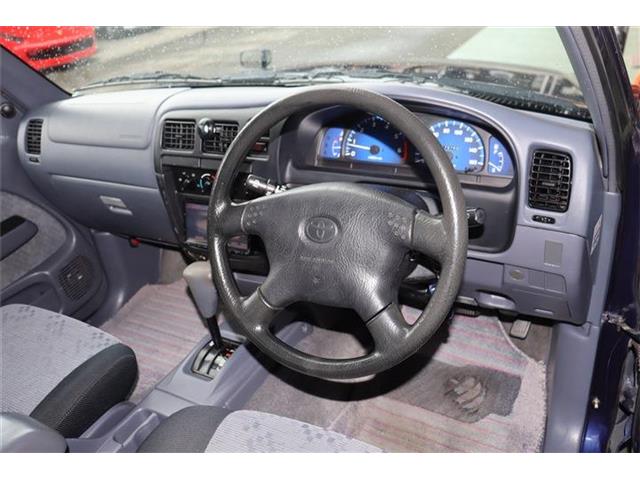 Toyota Hilux 10