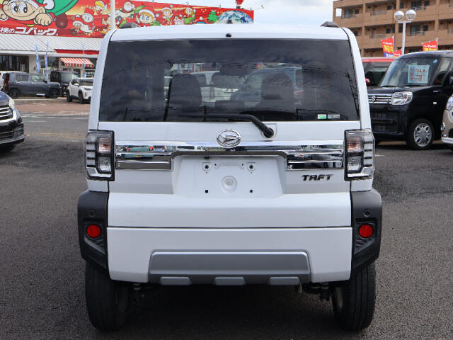 Daihatsu Taft 5