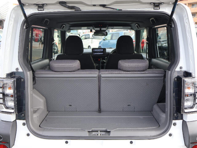 Daihatsu Taft 6