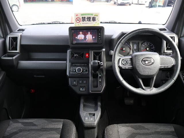 Daihatsu Taft 7