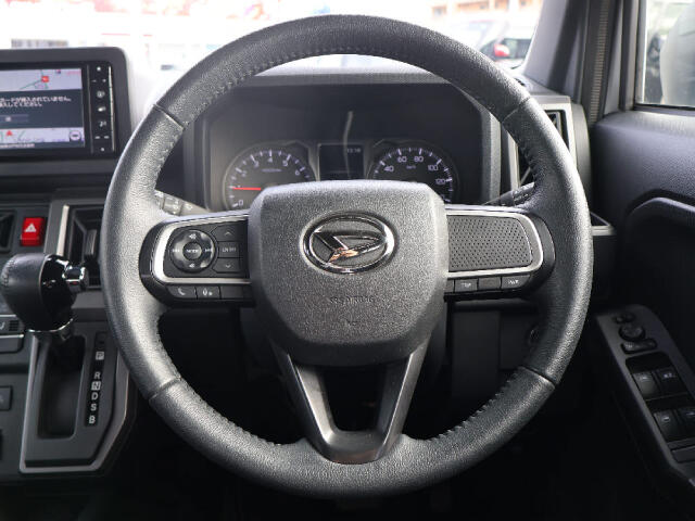 Daihatsu Taft 8