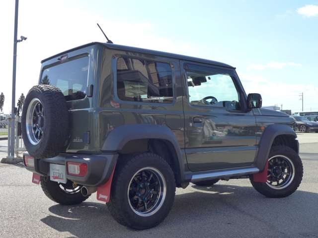 Suzuki Jimny Sierra 12
