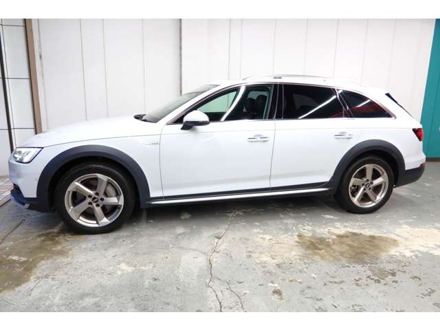 Audi A4 Allroad Quattro 12