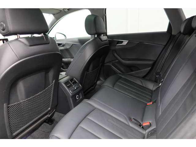 Audi A4 Allroad Quattro 5