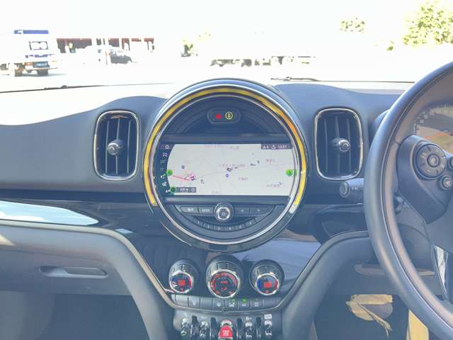MINI Crossover 2