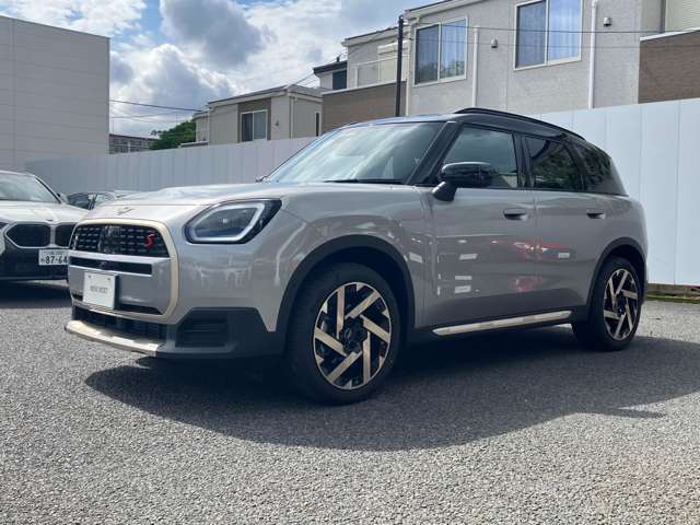MINI Countryman 8