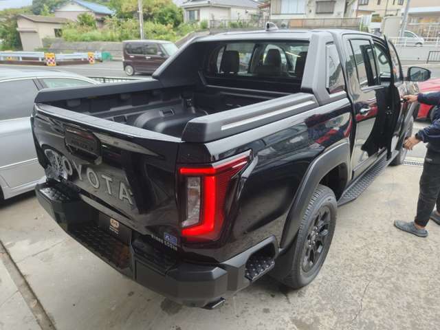 Toyota Hilux 10