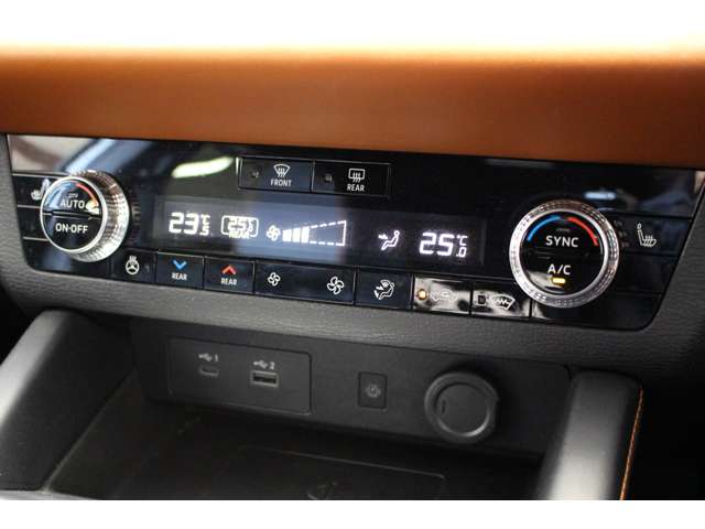 Mitsubishi Outlander 12