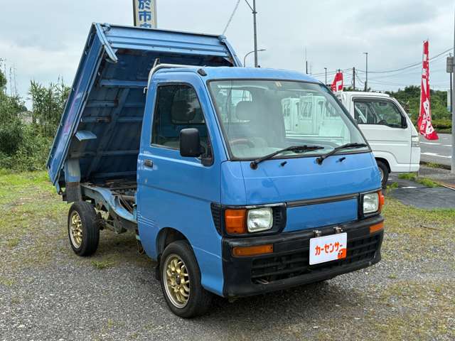 Daihatsu Hijet Pickup 2