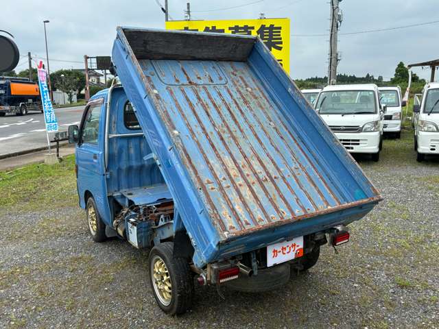 Daihatsu Hijet Pickup 4