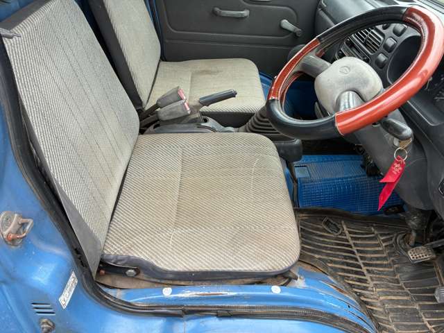 Daihatsu Hijet Pickup 9