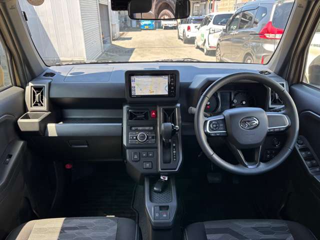 Daihatsu Taft 9