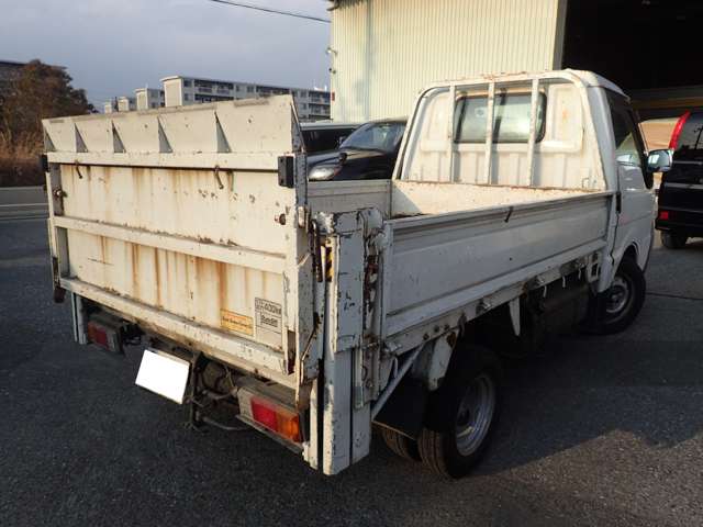 Mazda Bongo Truck 6