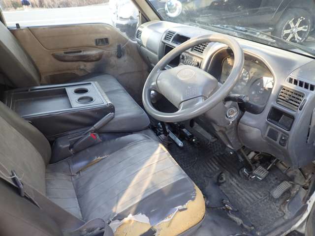 Mazda Bongo Truck 9
