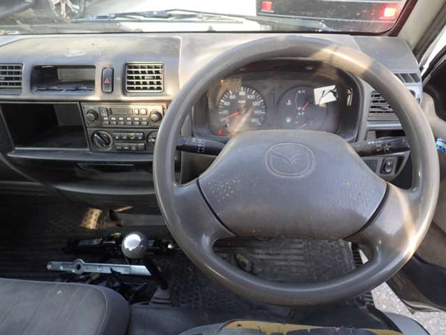 Mazda Bongo Truck 10