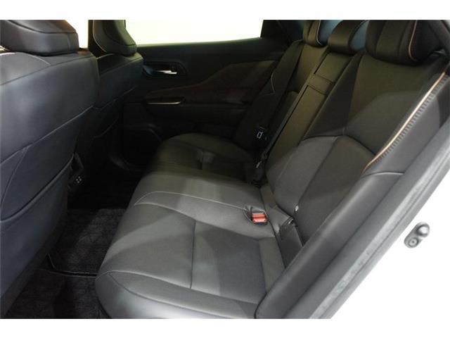 Toyota Crown Crossover 11