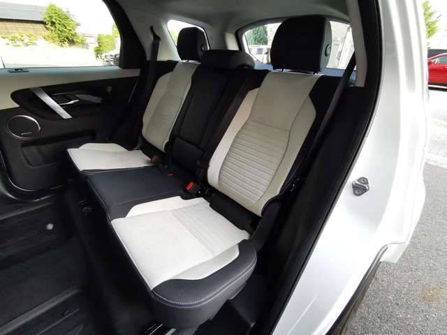 Land Rover Discovery Sport 6