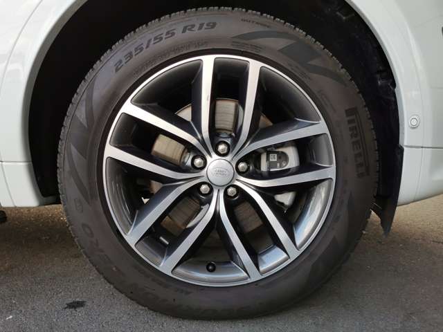 Land Rover Discovery Sport 9