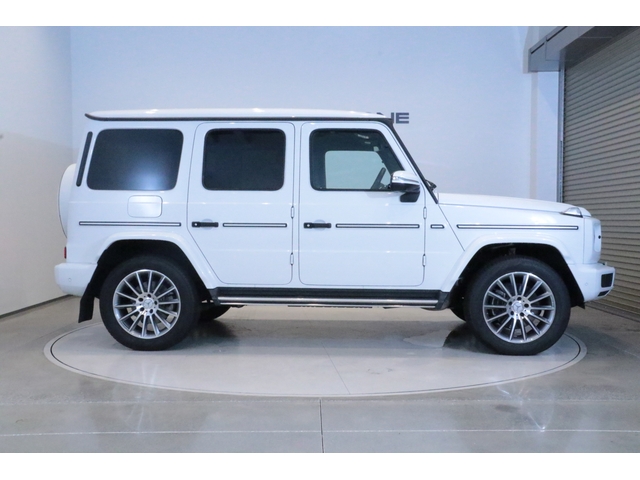 Mercedes-Benz G-Class 8