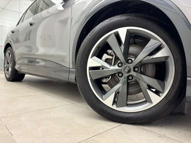 Audi Q4 e-tron 10