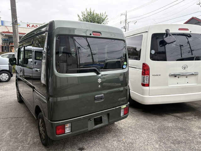 Suzuki Every 3