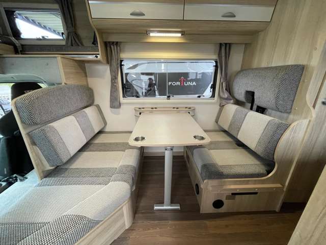 Toyota Camroad 4
