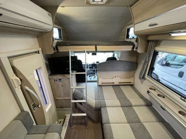 Toyota Camroad 7