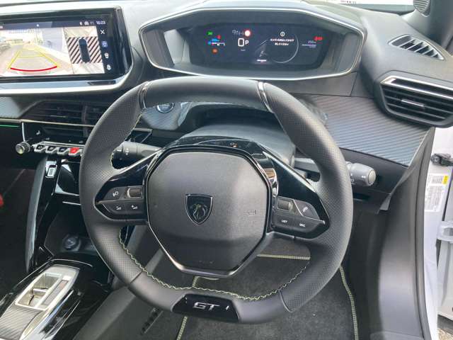 Peugeot SUV 2008 9