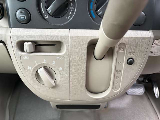 Suzuki Every 12