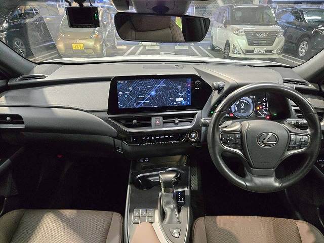 Lexus UX 2