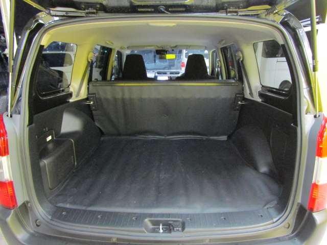 Toyota Probox Van 9