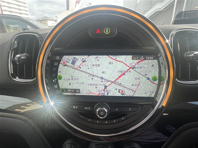 MINI Crossover 11