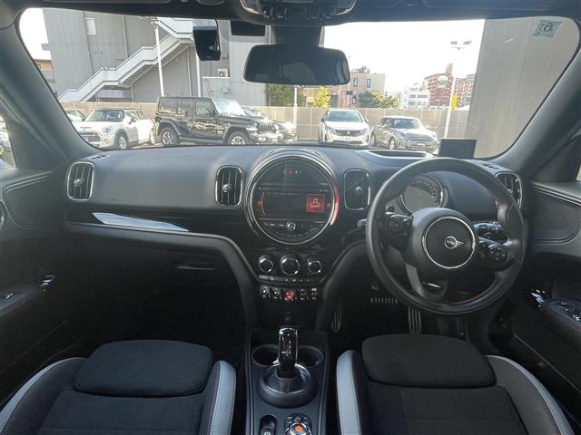 MINI Crossover 7