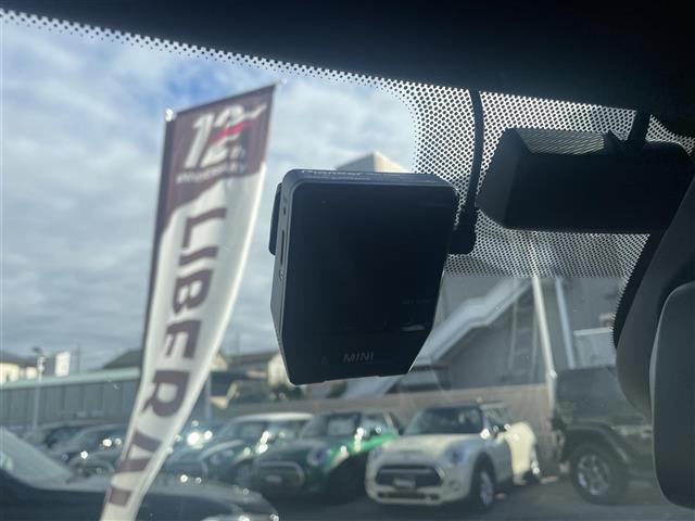 MINI Crossover 10