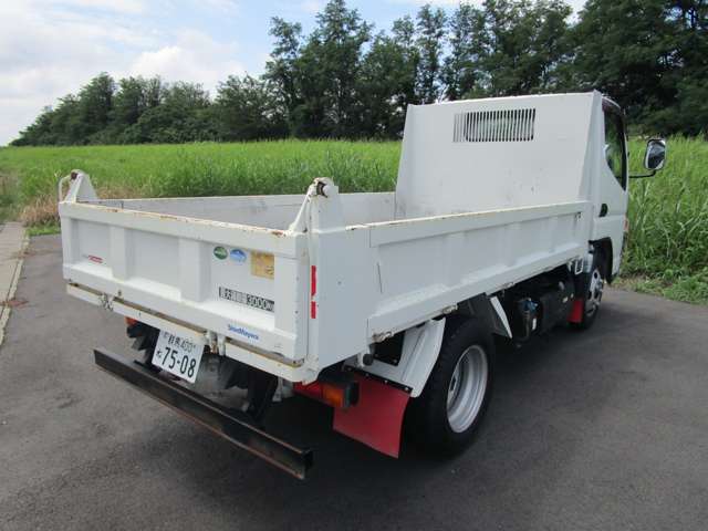 Mitsubishi Fuso Canter 5