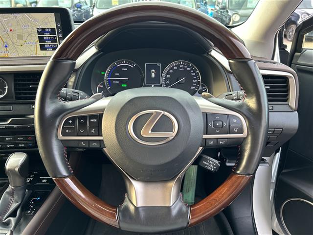 Lexus RX 10
