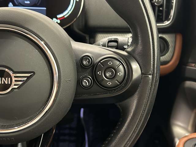 MINI Crossover 11