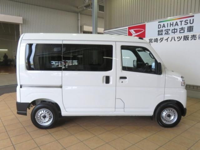 Daihatsu Hijet Cargo 6