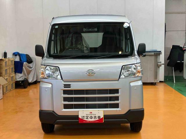 Daihatsu Hijet Cargo 3