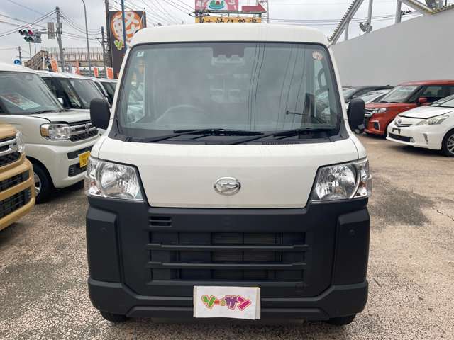 Daihatsu Hijet Cargo 5