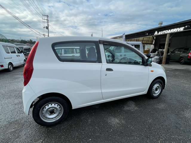 Daihatsu Mira 9