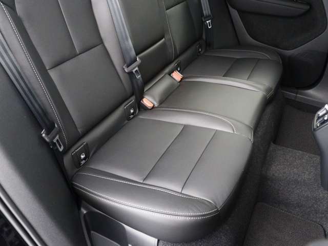 Volvo XC40 11